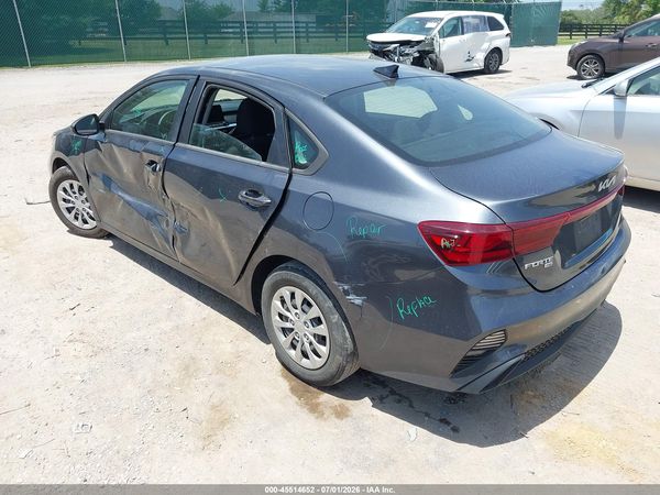 2023 KIA FORTE LX