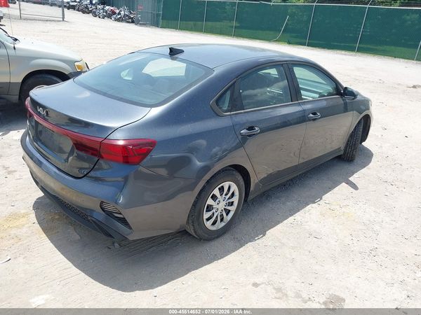 2023 KIA FORTE LX
