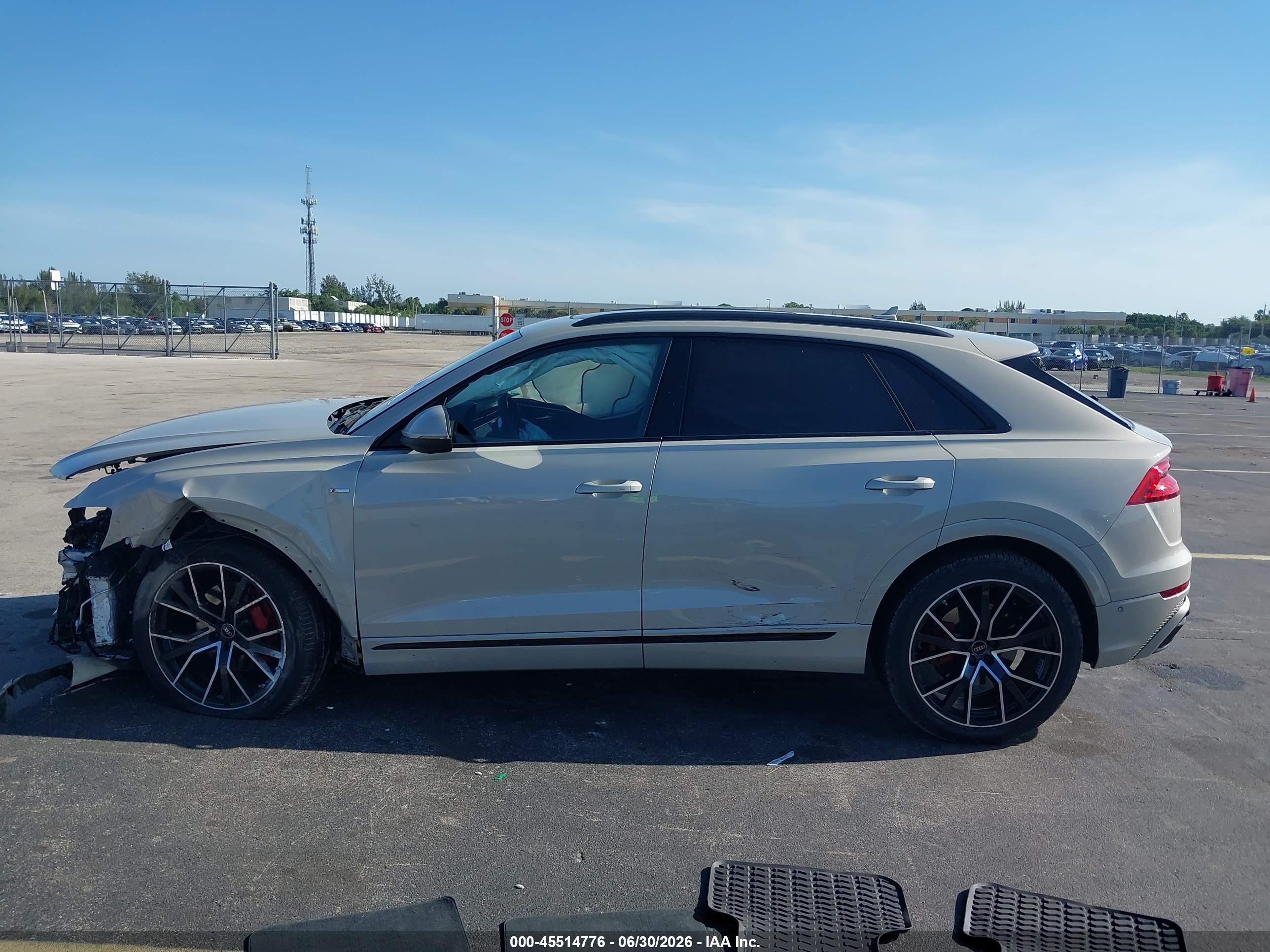 2023 AUDI Q8