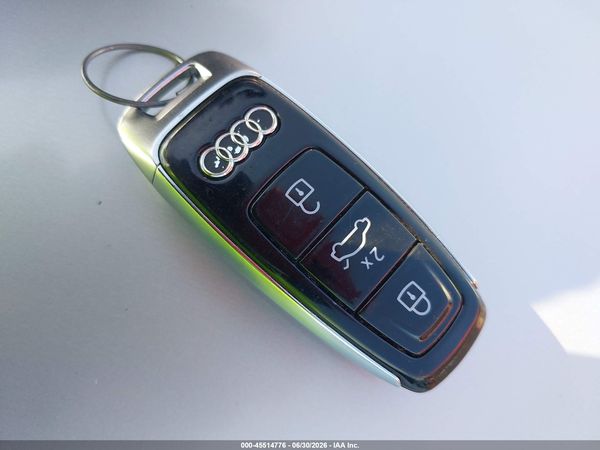 2023 AUDI Q8