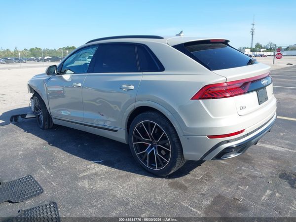 2023 AUDI Q8
