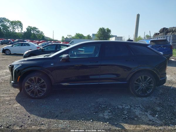 2025 CADILLAC OPTIQ SPORT 2 AWD