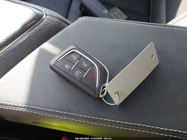 2025 CADILLAC OPTIQ SPORT 2 AWD