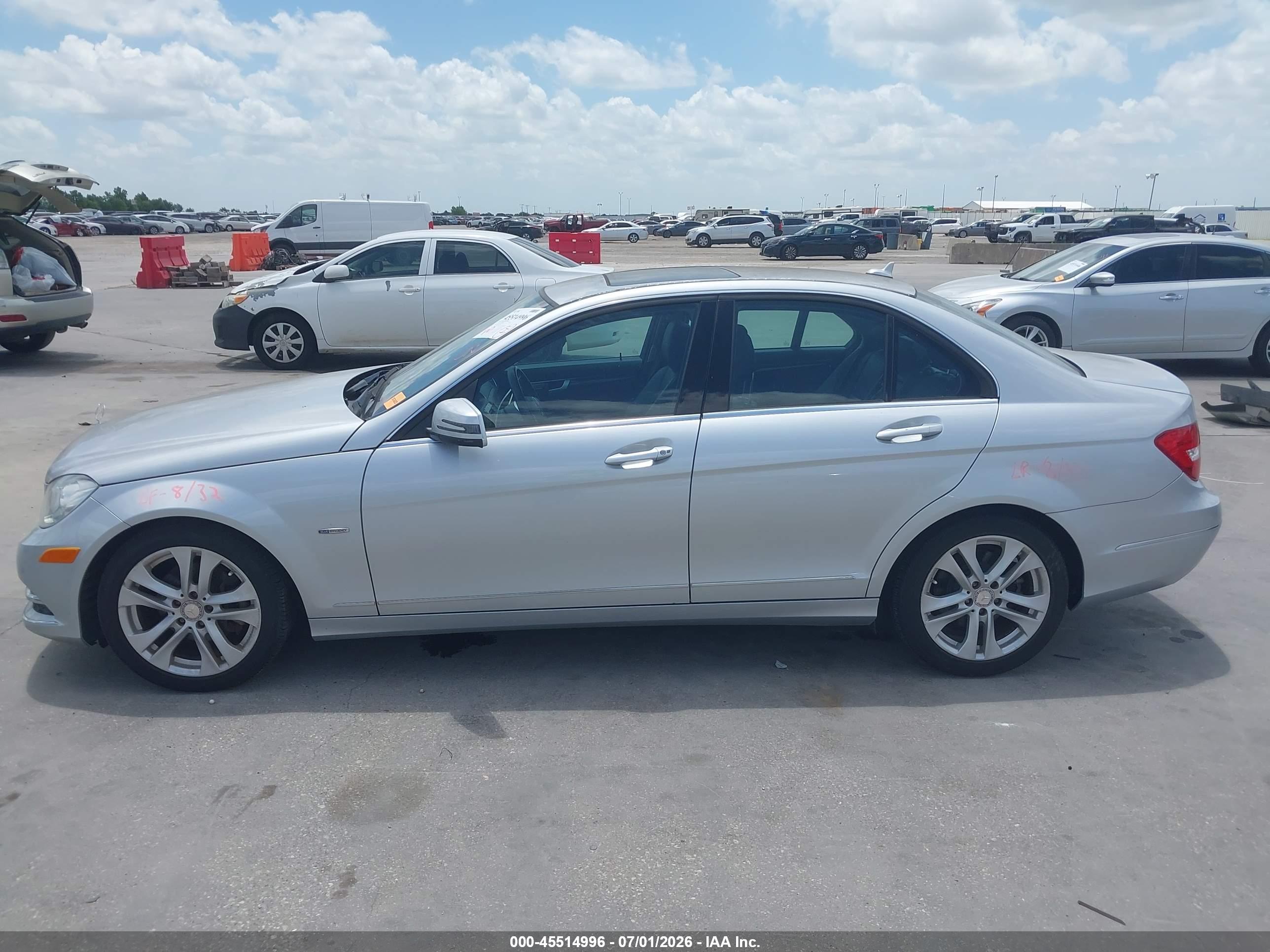 2012 MERCEDES-BENZ C 250 LUXURY