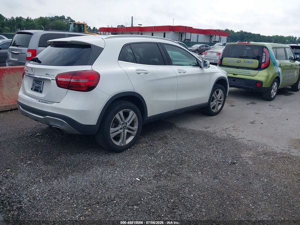 2020 MERCEDES-BENZ GLA 250 4MATIC