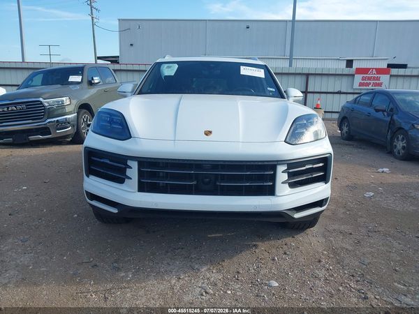 2024 PORSCHE CAYENNE