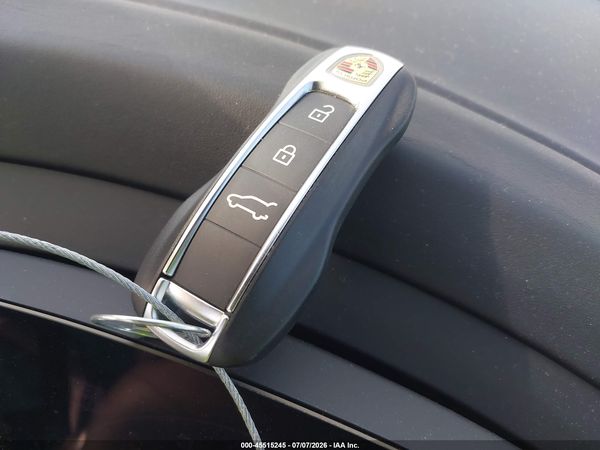 2024 PORSCHE CAYENNE