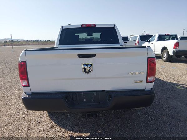 2019 RAM 1500 CLASSIC TRADESMAN  4X4 5'7 BOX