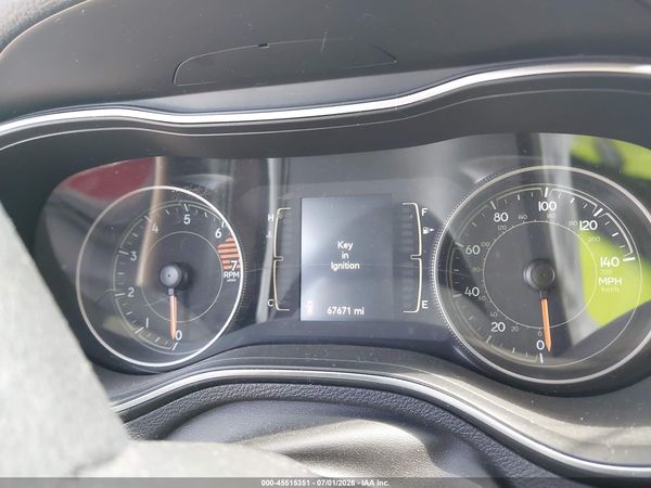 2019 JEEP CHEROKEE LATITUDE FWD