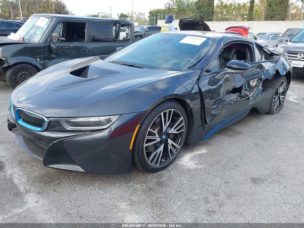 2014 BMW I8 — I2