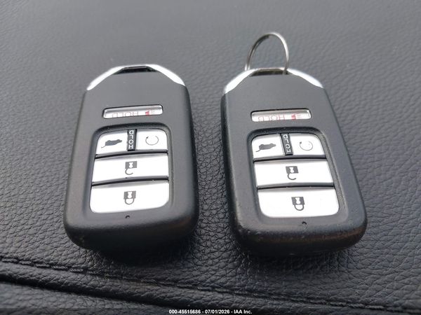 2020 HONDA PILOT AWD TOURING 8 PASSENGER