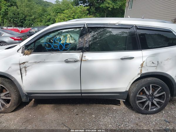 2020 HONDA PILOT AWD TOURING 8 PASSENGER