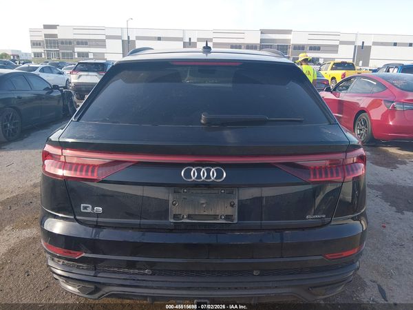 2021 AUDI Q8