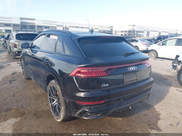 2021 AUDI Q8