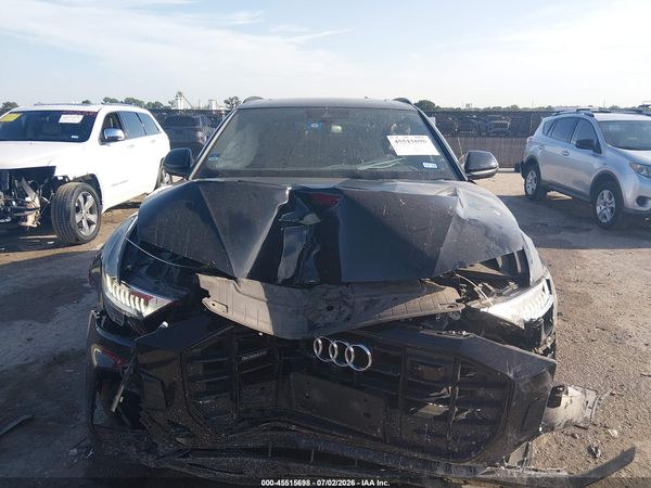 2021 AUDI Q8