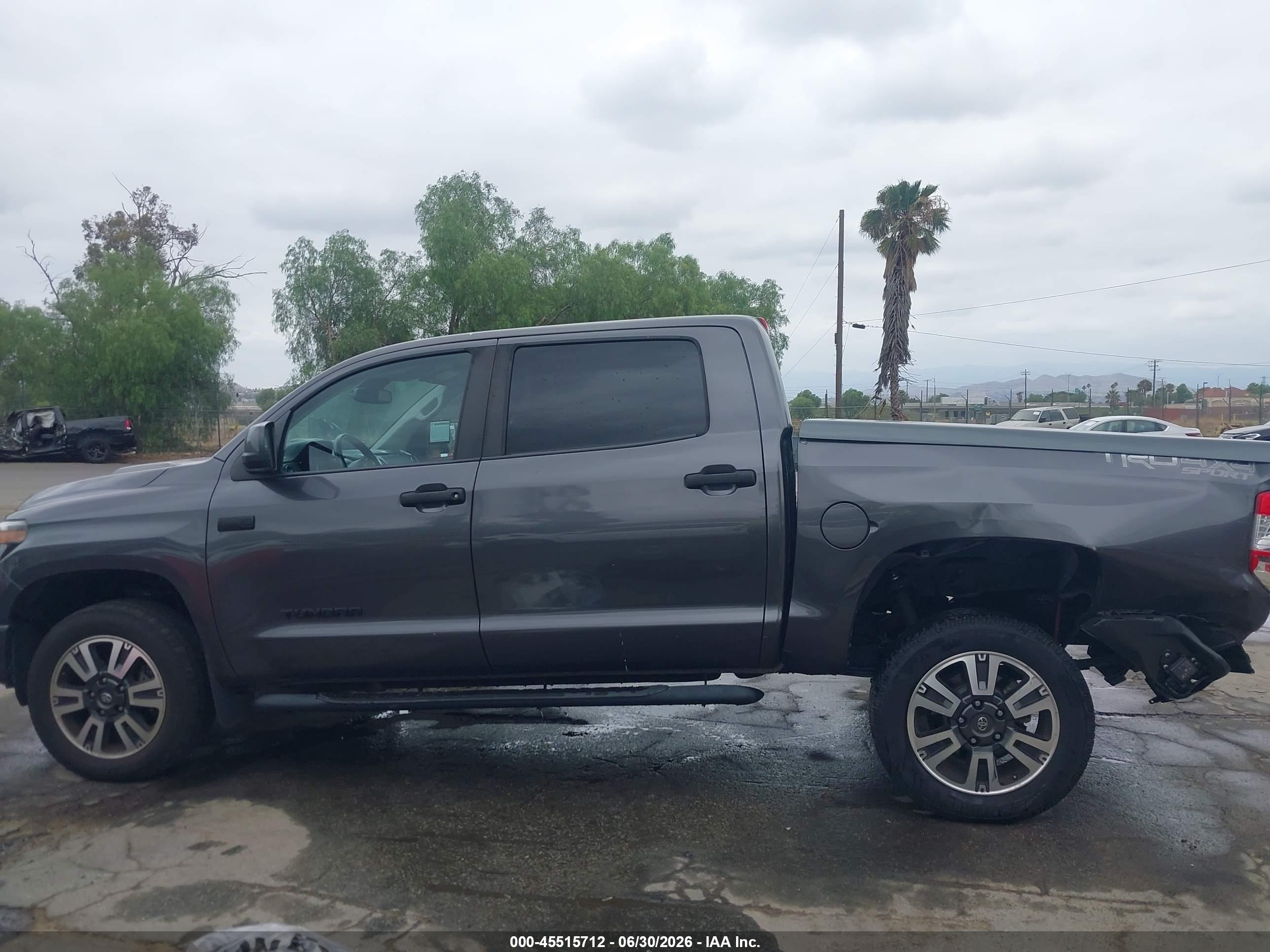 2019 TOYOTA TUNDRA SR5 5.7L V8