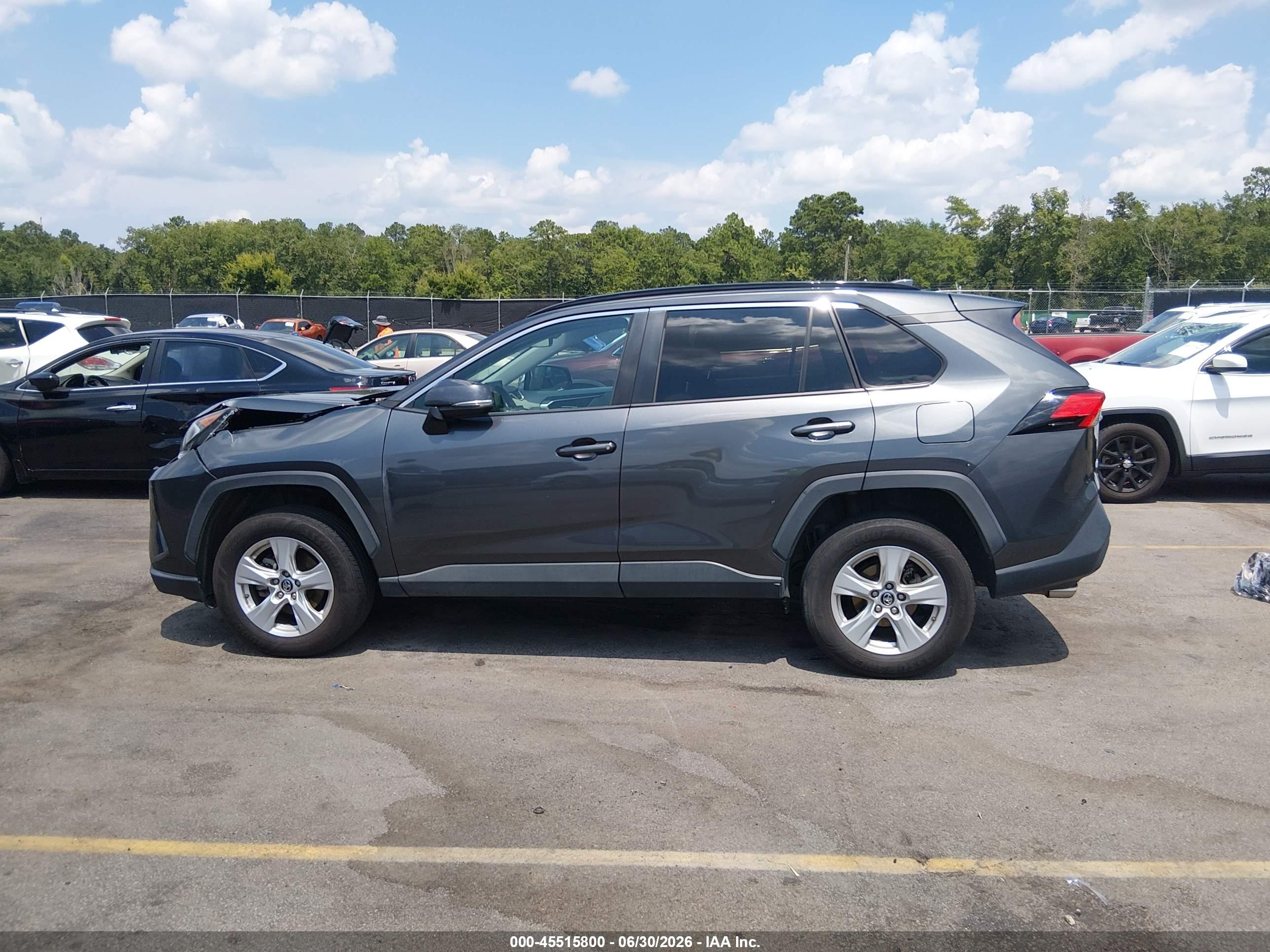 2019 TOYOTA RAV4 XLE