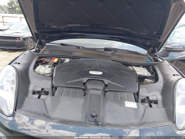2019 PORSCHE CAYENNE S