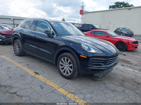 2019 PORSCHE CAYENNE S