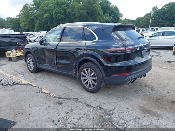 2019 PORSCHE CAYENNE S