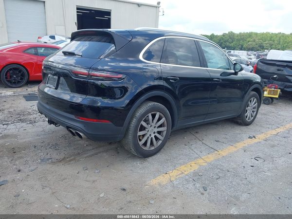 2019 PORSCHE CAYENNE S