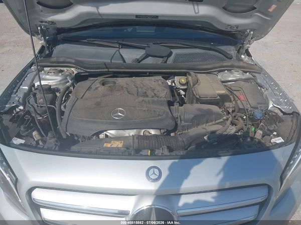 2016 MERCEDES-BENZ GLA 250 4MATIC