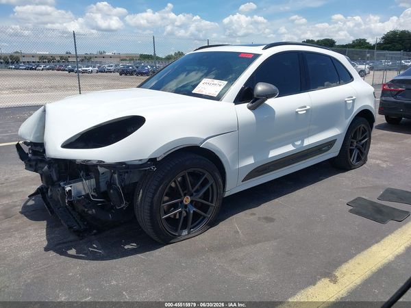 2023 PORSCHE MACAN T