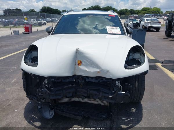 2023 PORSCHE MACAN T