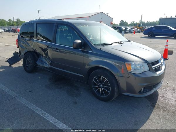 2016 DODGE GRAND CARAVAN SXT — I1