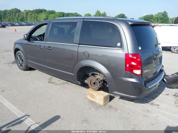 2016 DODGE GRAND CARAVAN SXT — I3