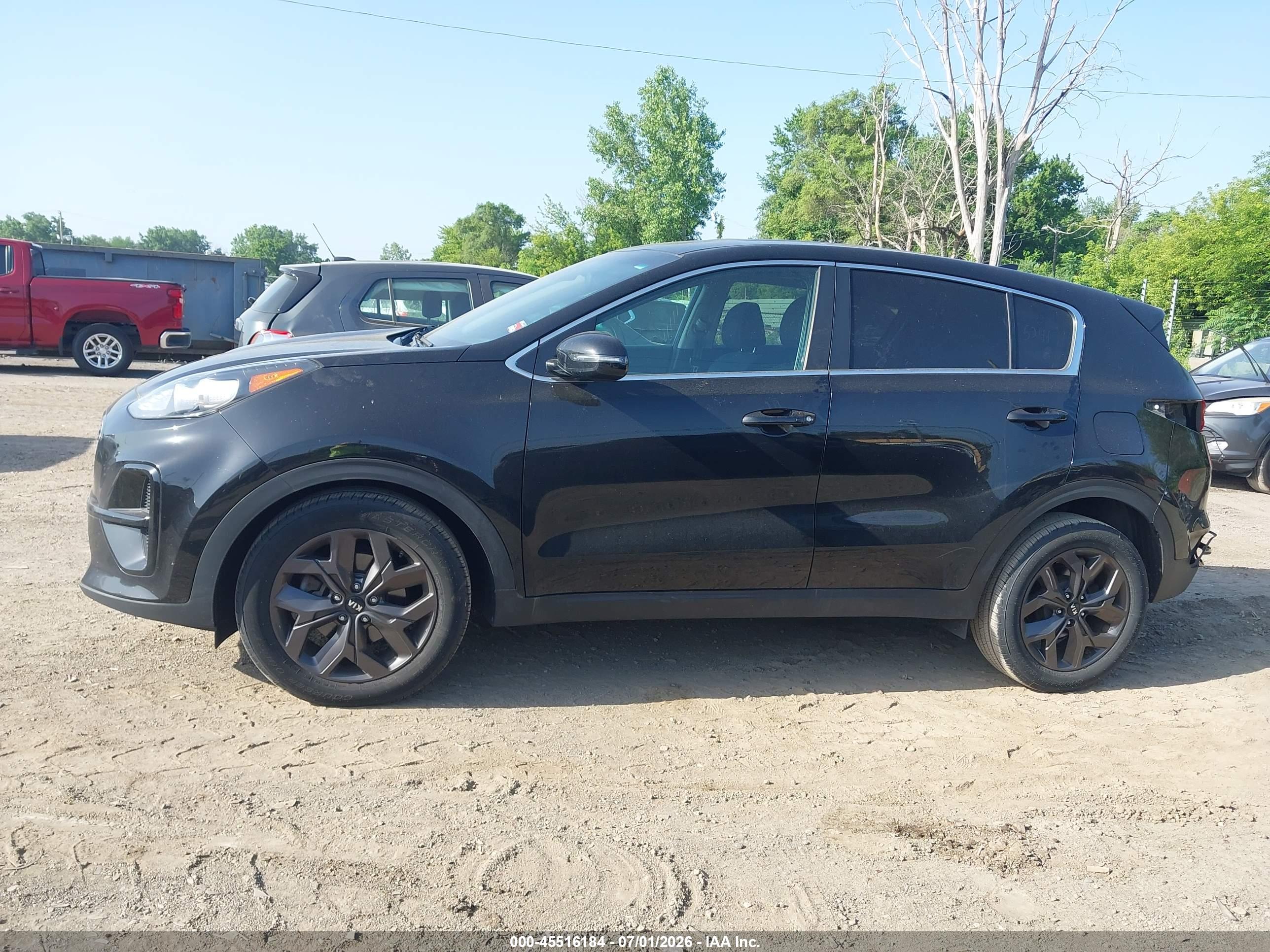2022 KIA SPORTAGE LX