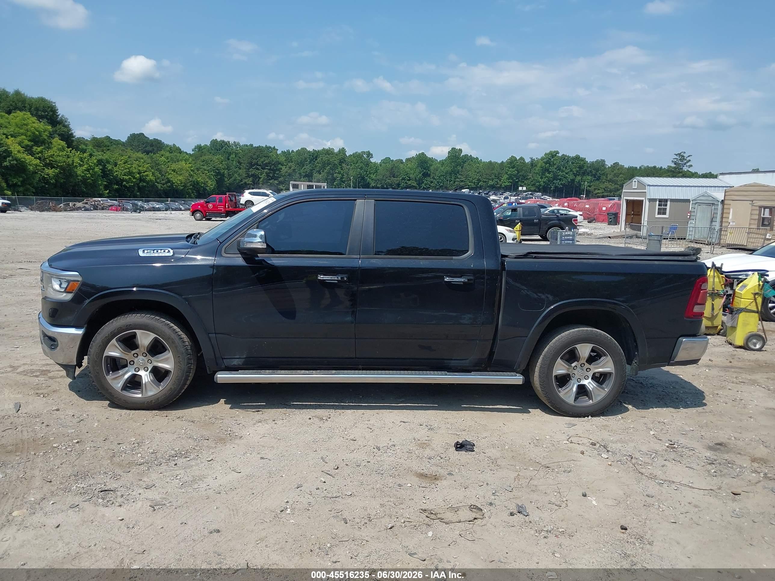 2019 RAM 1500 LARAMIE  4X2 5'7 BOX