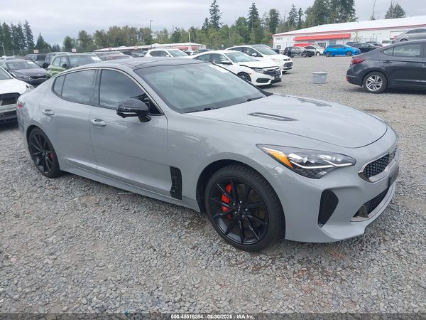 2023 KIA STINGER GT2