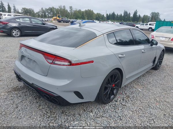 2023 KIA STINGER GT2