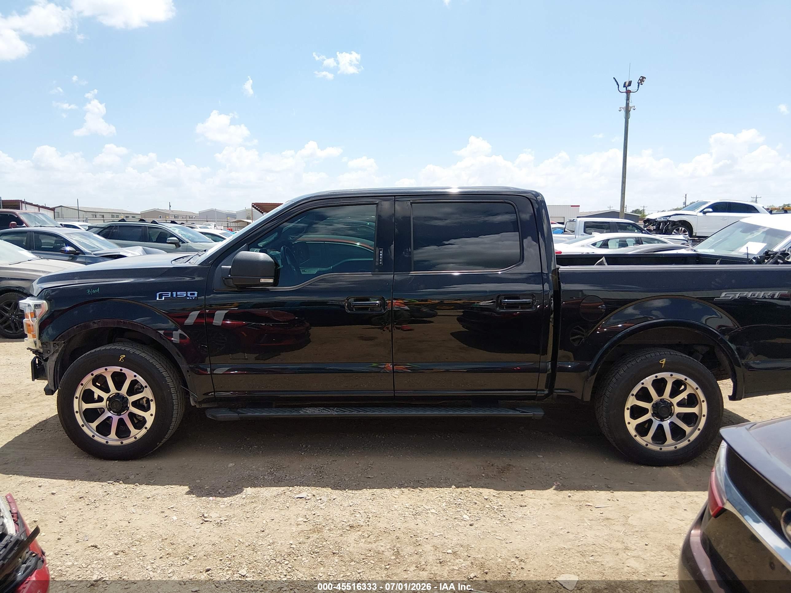 2019 FORD F-150 XLT