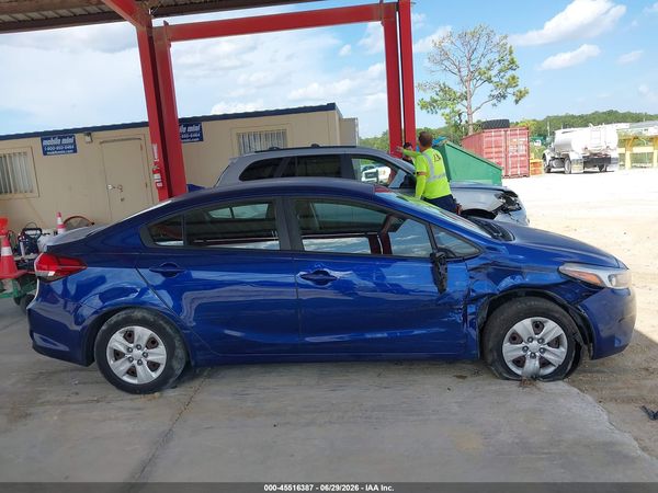 2018 KIA FORTE LX Base