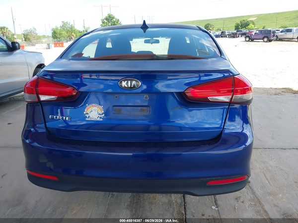 2018 KIA FORTE LX Base