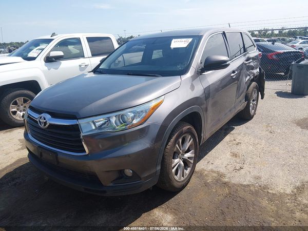 2016 TOYOTA HIGHLANDER LE PLUS V6