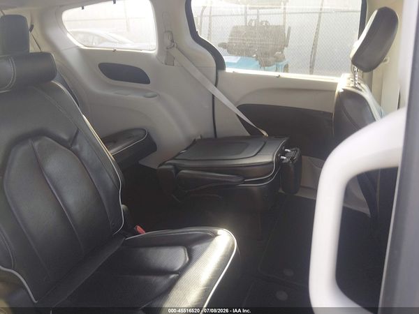 2023 CHRYSLER PACIFICA LIMITED — I8