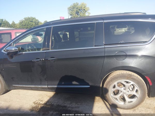 2023 CHRYSLER PACIFICA LIMITED — I117