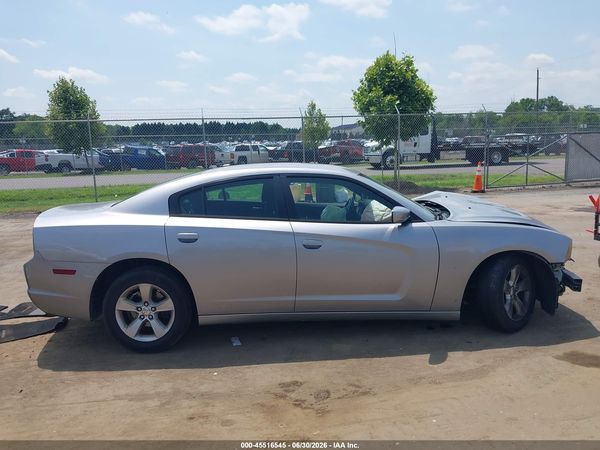2013 DODGE CHARGER SE