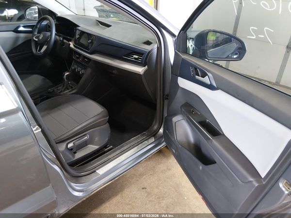 2022 VOLKSWAGEN TAOS 1.5T SE — I5