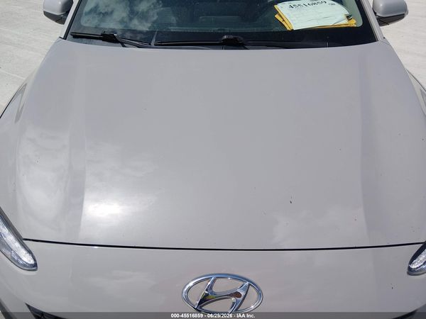 2023 HYUNDAI KONA SE
