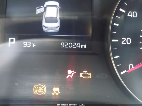 2017 KIA CADENZA PREMIUM