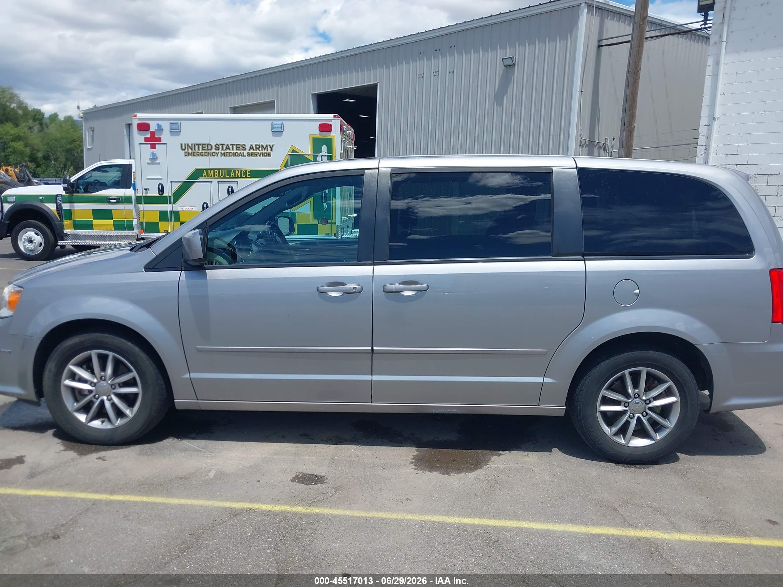 2016 DODGE GRAND CARAVAN SE PLUS