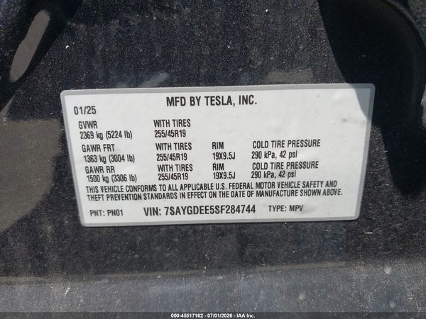 2025 TESLA MODEL Y