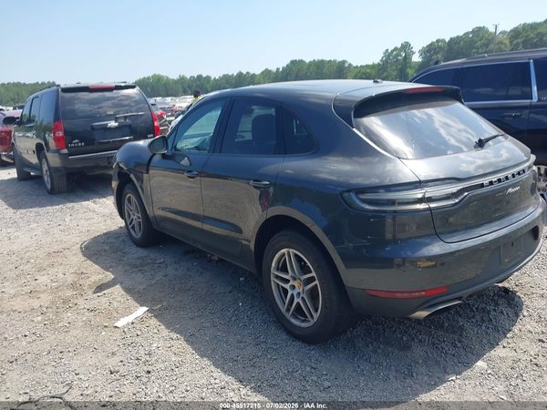 2020 PORSCHE MACAN