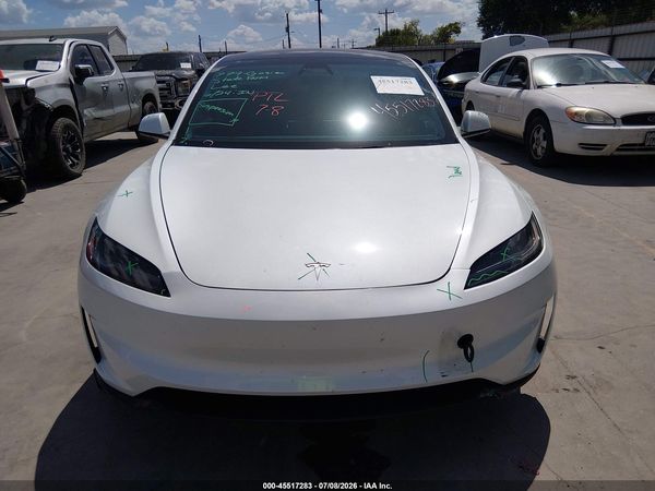 2025 TESLA MODEL 3