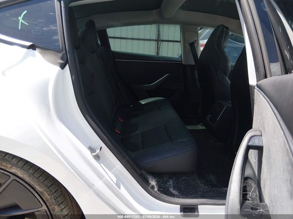 2025 TESLA MODEL 3