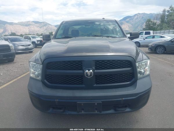 2017 RAM 1500 TRADESMAN  4X4 8' BOX